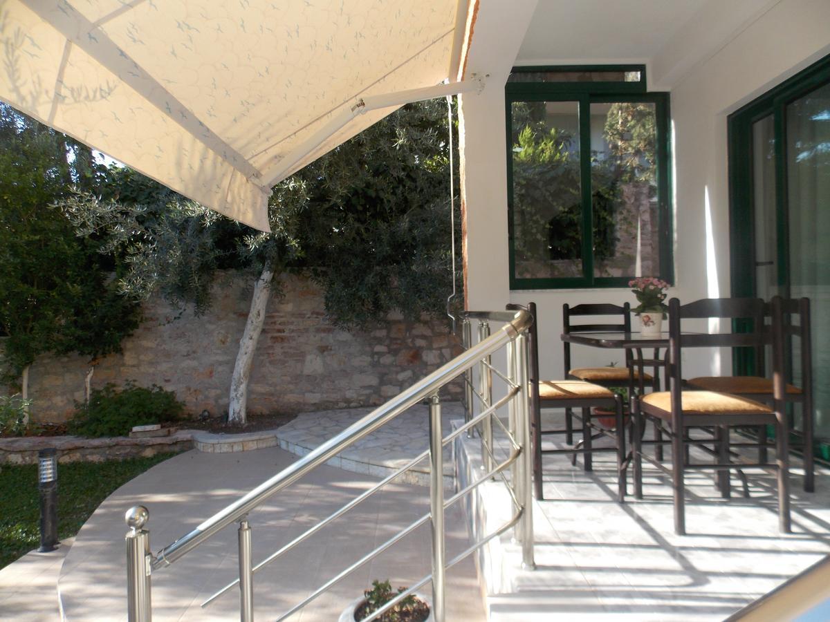 Elvin Apartments Sarande Exterior photo