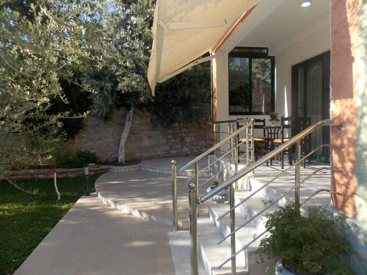 Elvin Apartments Sarande Exterior photo