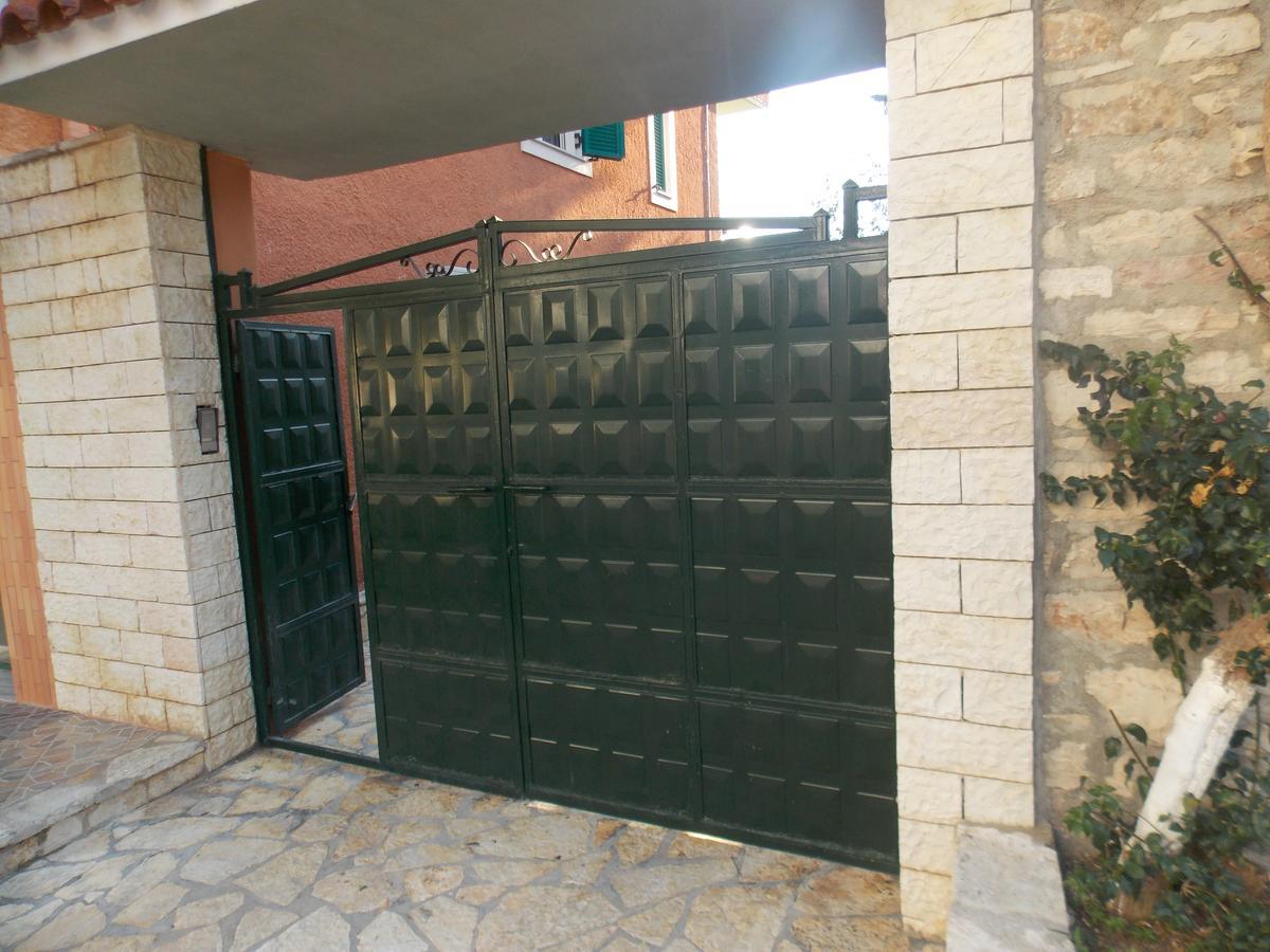 Elvin Apartments Sarande Exterior photo